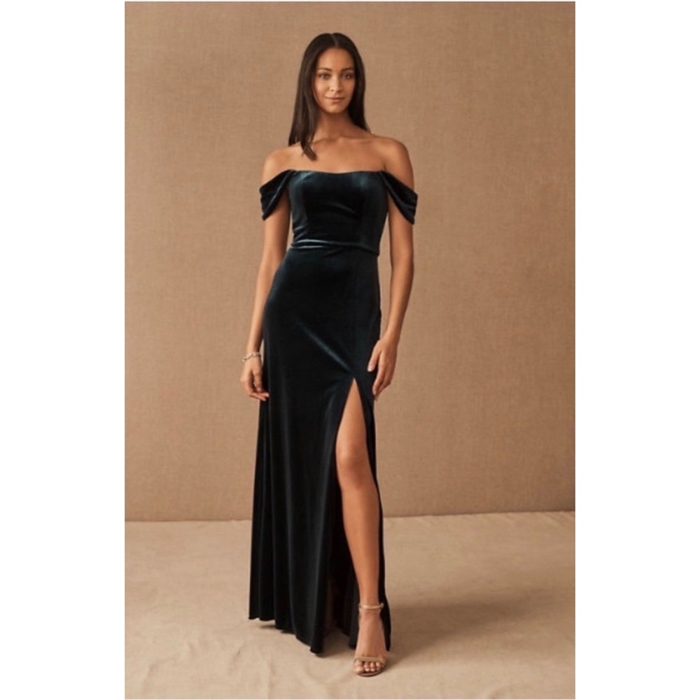 Jenny Yoo Collection Issa Velvet Off the Shoulder Gown Emerald Green Size 0